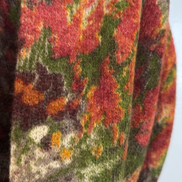 Anthropologie Floral Multicolor infinity Scarf - Picture 3 of 4